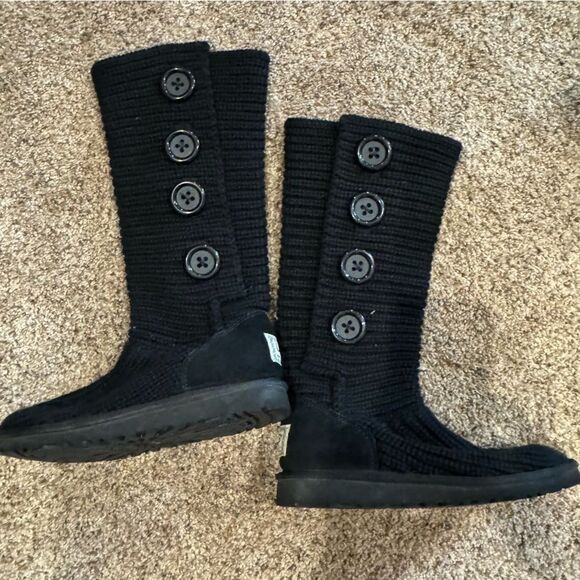 UGG Black Knit Cardy Boots with Button Accents. Size 4 - Picture 1 of 6